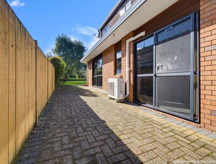 74 Iles Road 1095_18