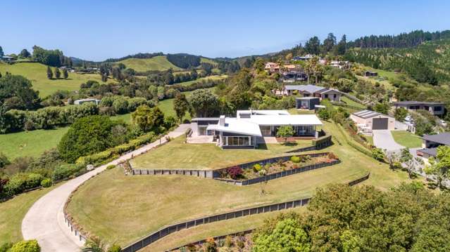 7 Governors Heights Whangamata_1