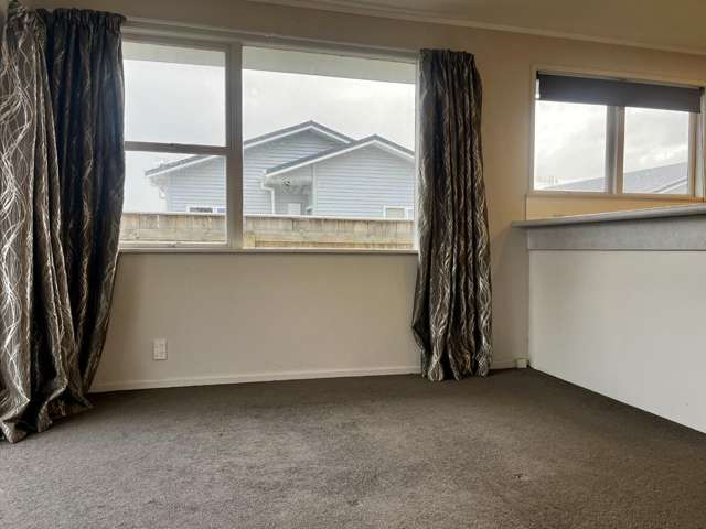 1111B Willowpark Road North 10490_3