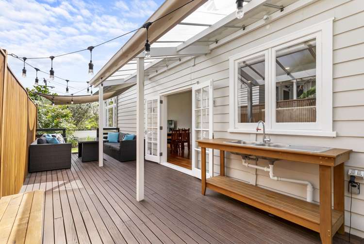 4 Cambrai Avenue Mount Roskill_19