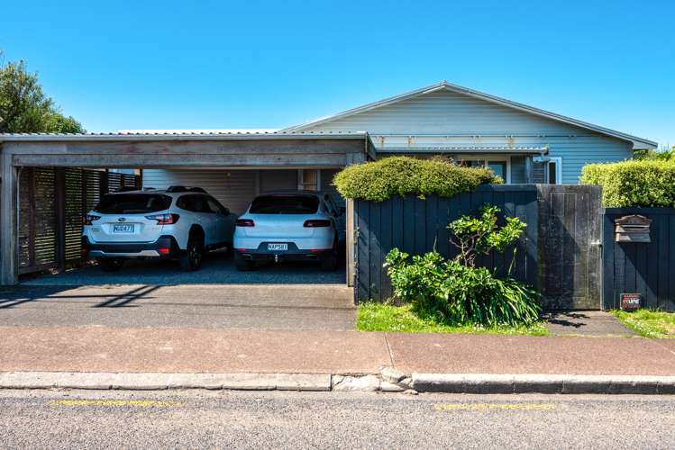 169 Ocean View Road Oneroa_17