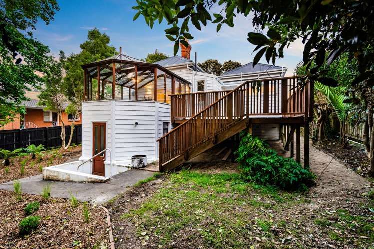 56 Waiatarua Road Remuera_19