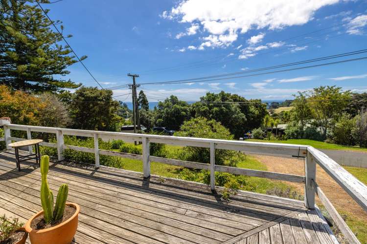 24 Victoria Road South Onetangi_6
