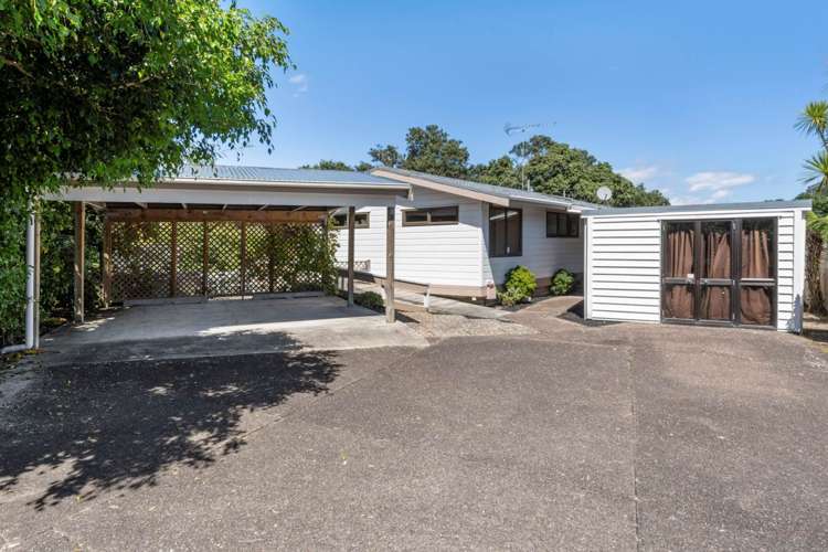 8 Rendcomb Place Hillsborough_12