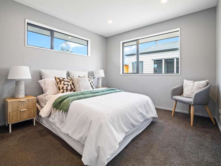 207 Breezes Road Aranui_11