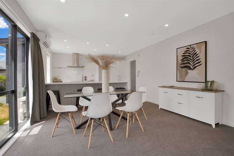 22 Robert Duncan Road Belfast_10