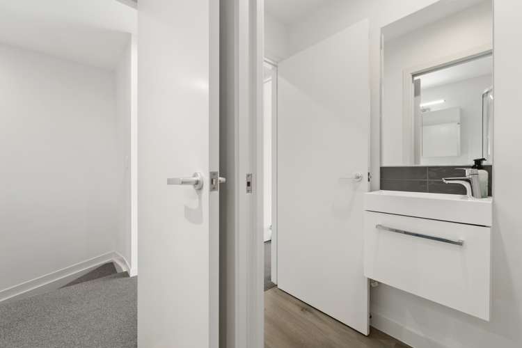 2/46 Jane Maree Road Kumeu_17