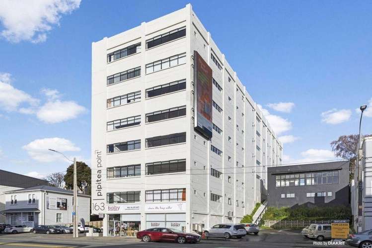 5B/163 Thorndon Quay_0