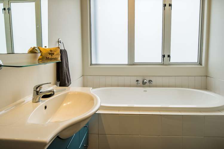 14 Hanson Street Mount Cook_12