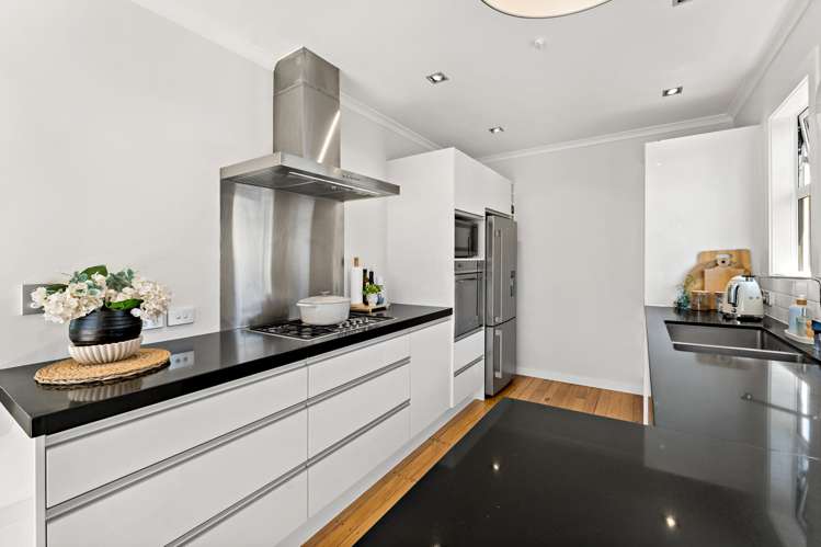 1 Tutuki Street Waterview_3