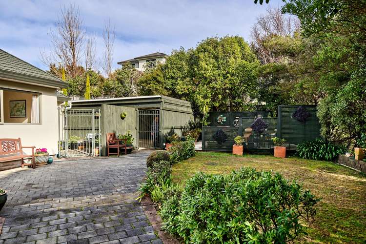 28 Saint Ives Drive Camborne_24