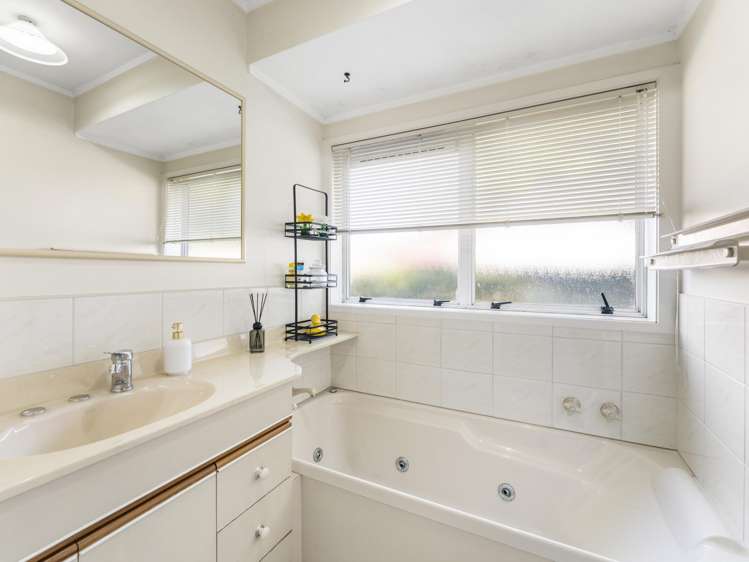 2 Kakapo Place Papatoetoe_18