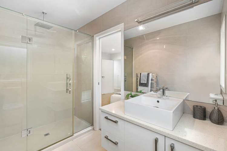 71 Woodward Road Mount Albert_14