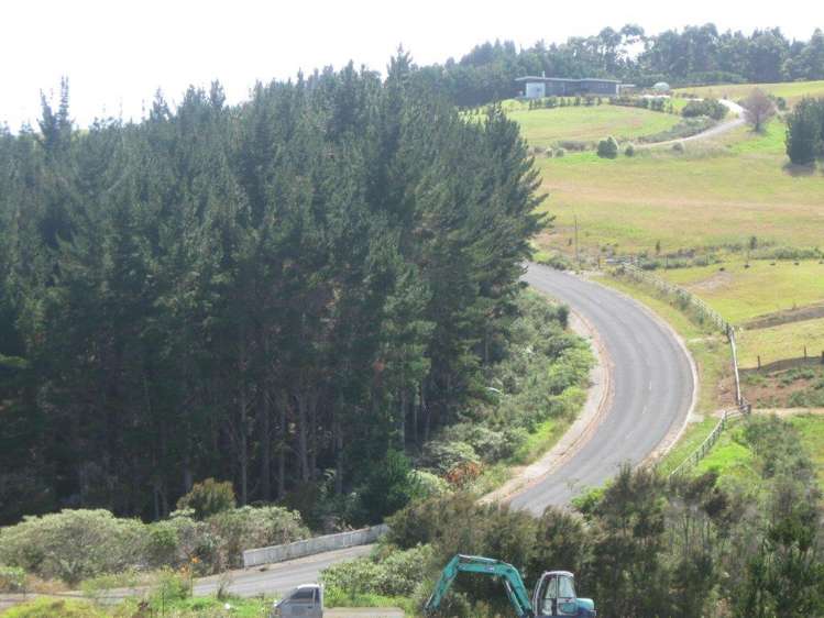 12 Pekama Drive Cable Bay_7