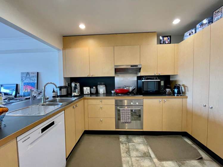 2d/10 Augustus Terrace Parnell_9