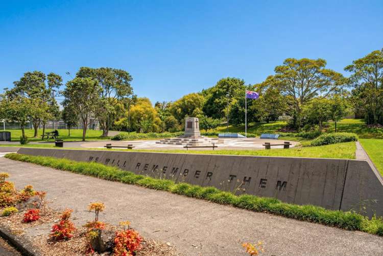 82 Gifford Avenue Mount Roskill_23