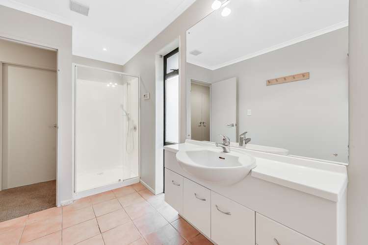 18 Limousin Place Grandview Heights_15