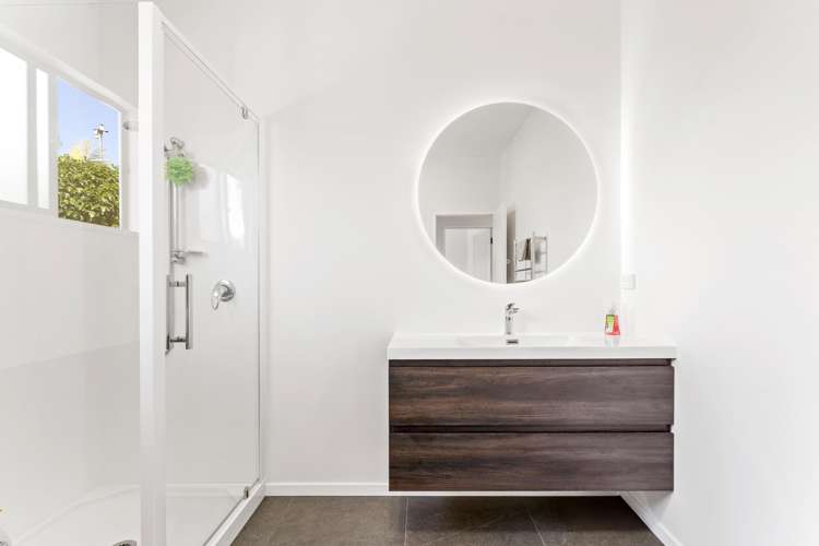 35 Torea Road Matakana_11