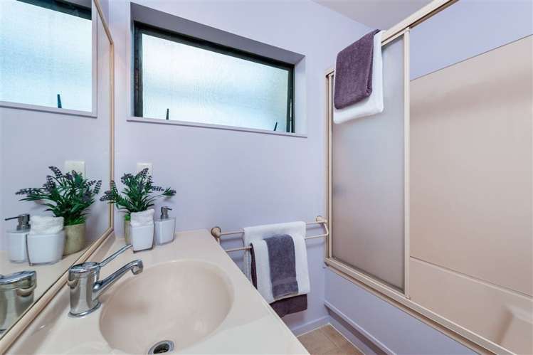 76a Sturges Road Henderson_17