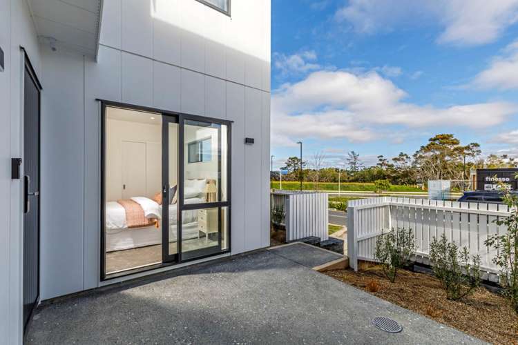 32 Bristol Freighter Road Hobsonville_20