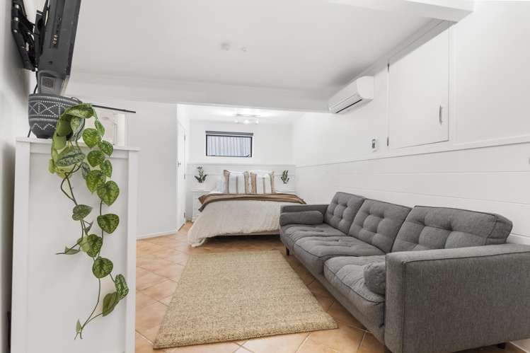 2 Stredwick Drive Torbay_21