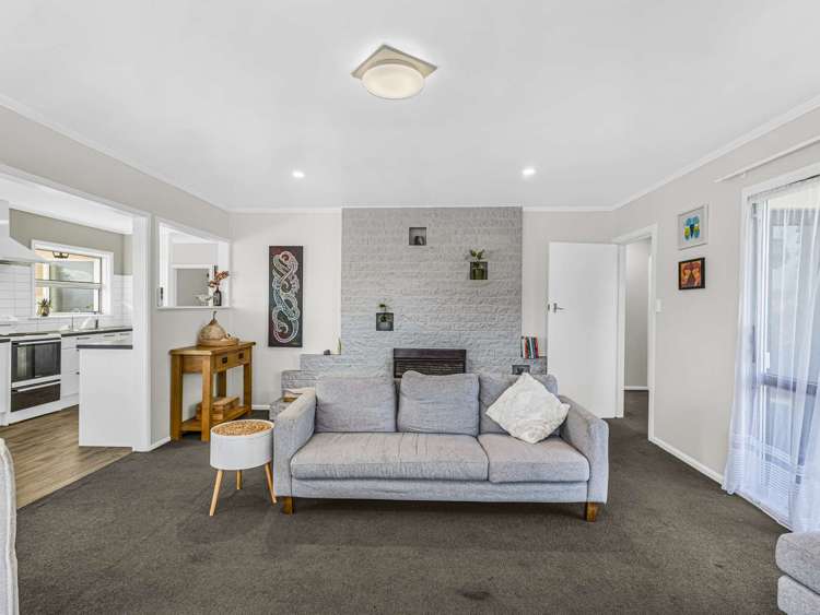 12 Hitchings Avenue Onekawa_5