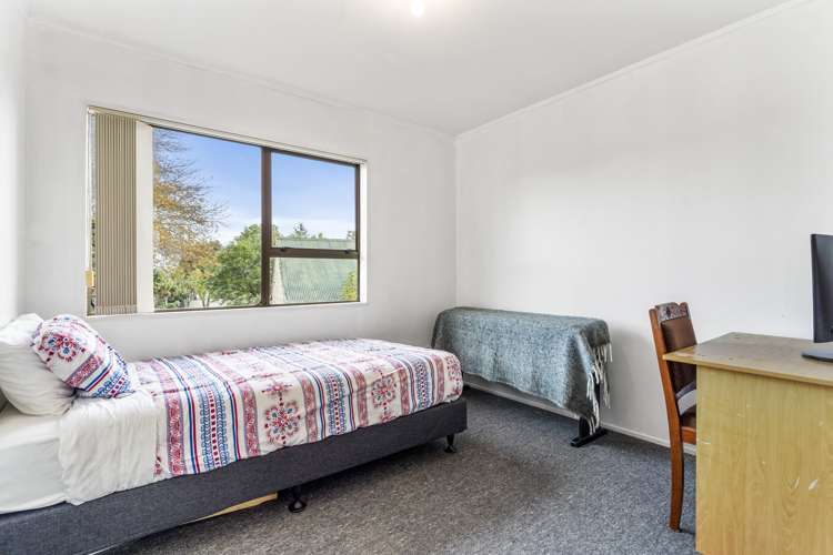 22 Fairdale Avenue Red Hill_13