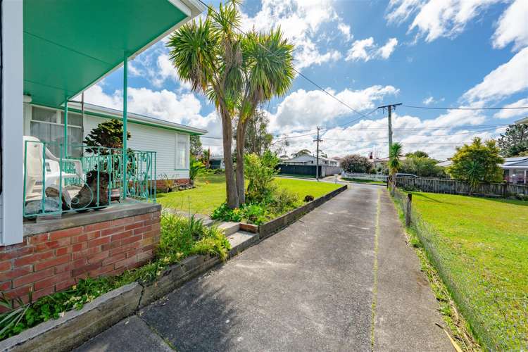 9 Kuaka Place New Lynn_14