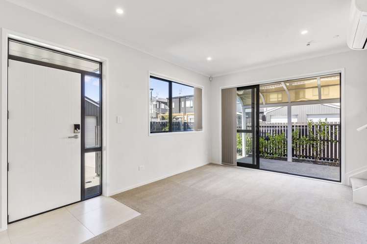 53 David Carnegie Road Hobsonville_3