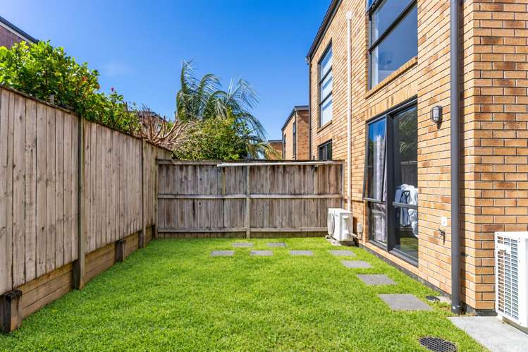 59 Scoria Crescent Stonefields_10