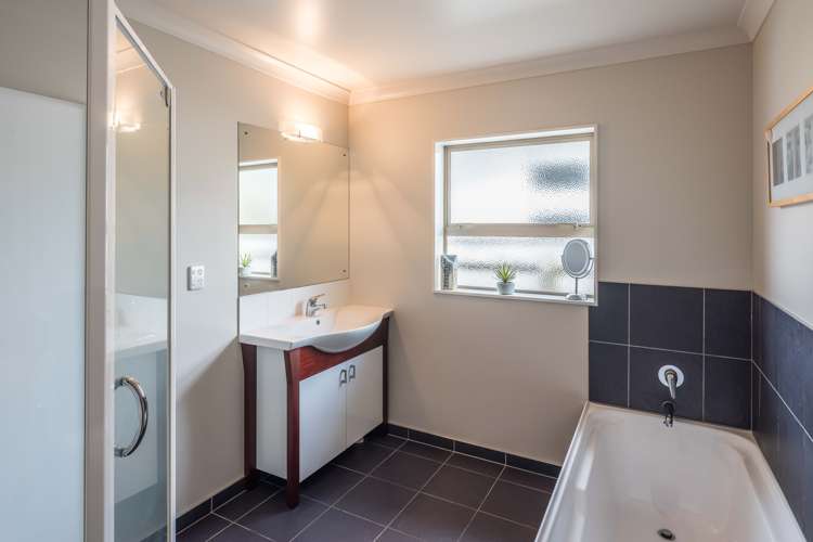 19 Matuku Place Paraparaumu Beach_13