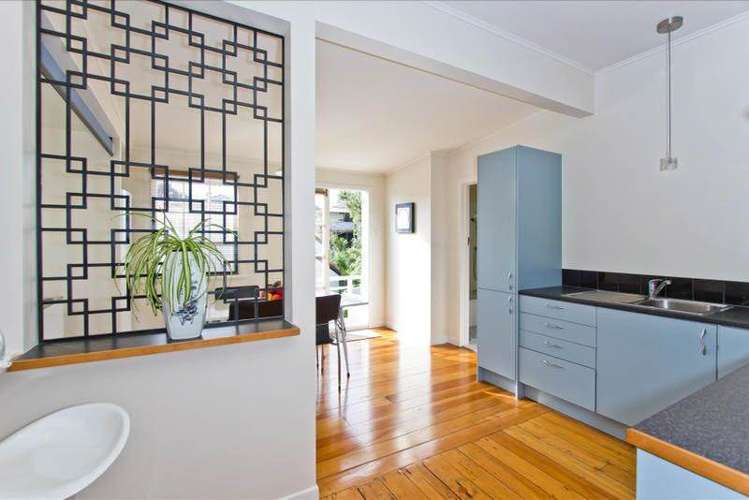 2/10 Alma Street Te Atatu South_7