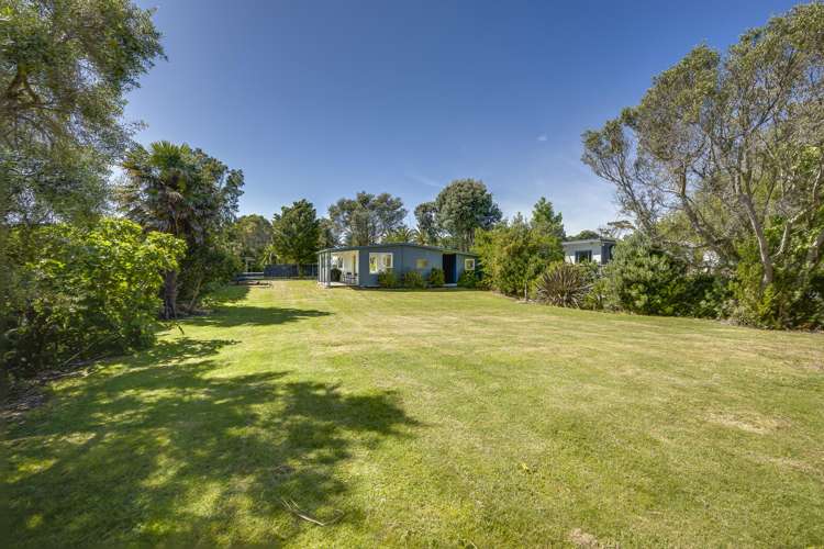 33 and 35 Airini Road Waimarama_25