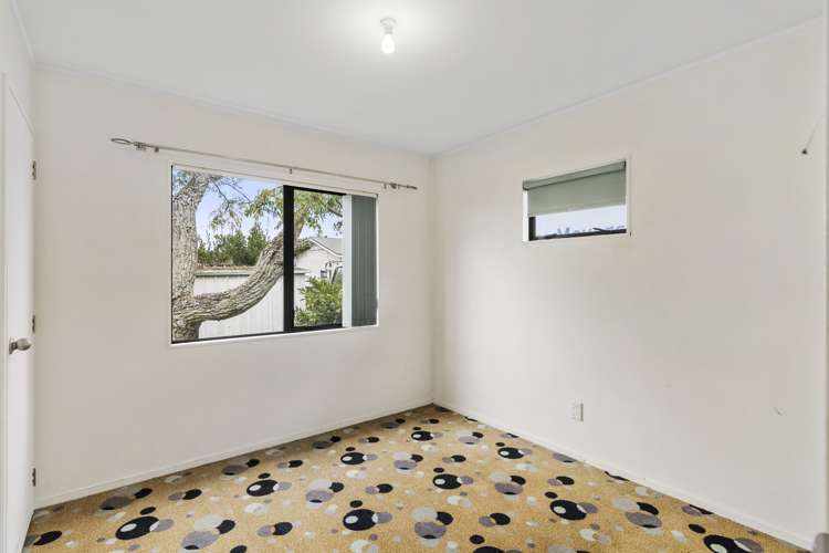 8 Berkeley Road Manurewa_16