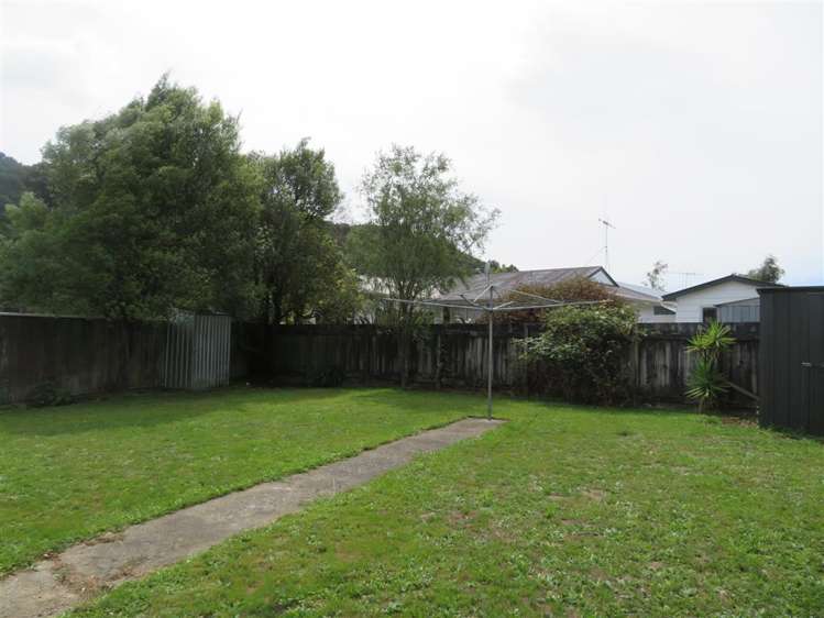 1 Jasper Grove 11301_3