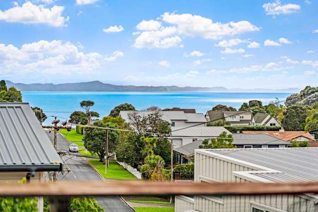 2/25 Beach Road Manly_2