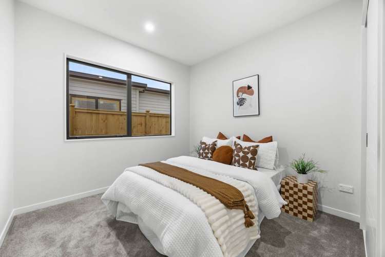 6 & 8 Tuwai Crescent Opaheke_14