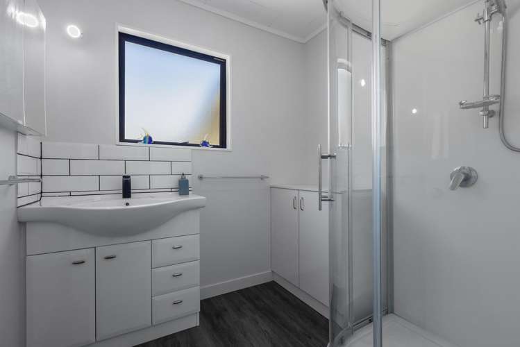 11 Whitecaps Place Hihi_15