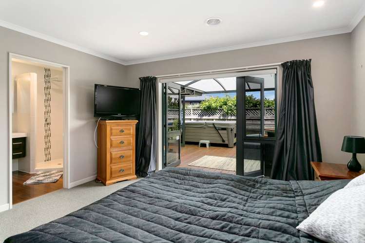 25 Fairview Terrace Waipahihi_10
