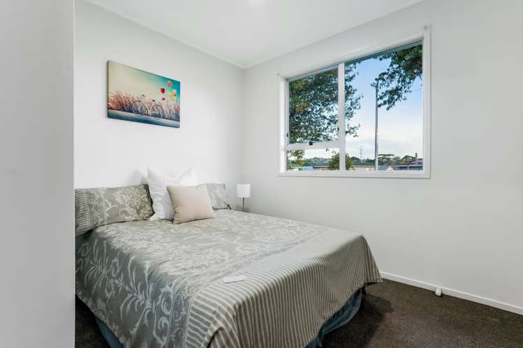 102 Flat Bush Road Clover Park_9