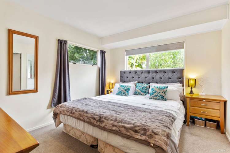 9 Owl Court Unsworth Heights_13