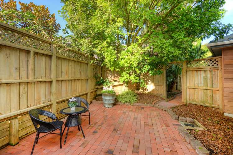 10 Poaka Place Beach Haven_24