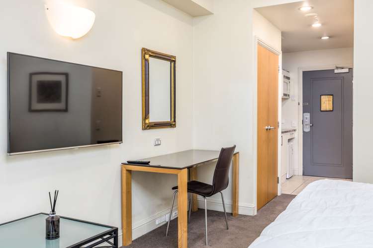 718/22 Nelson Street Auckland Central_5