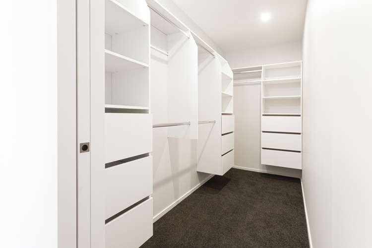 17 Picadilly Avenue Casebrook_15