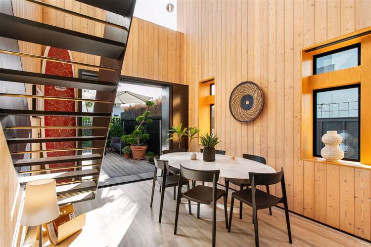 8 Menzies Street Sumner_6