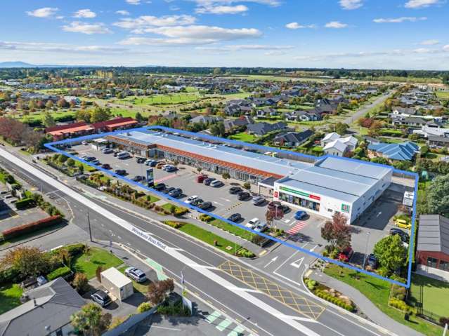 High-performing retail centre in growth location