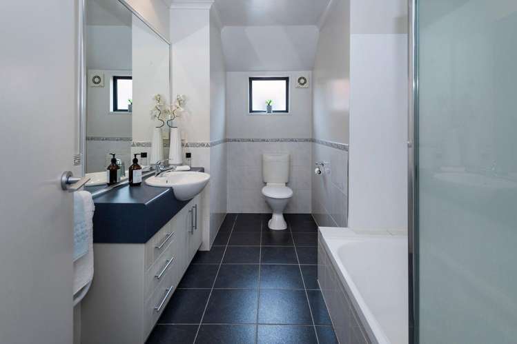 2/27 Kellaway Drive East Tamaki_9