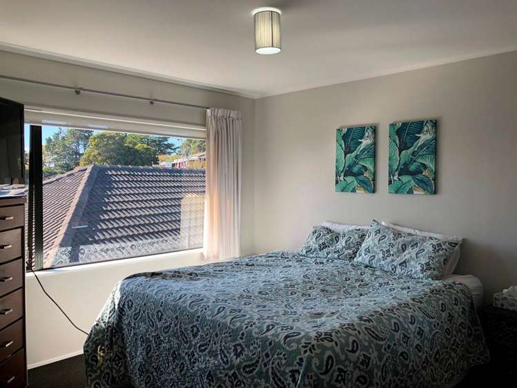 1/8 Lizzie Lane Clover Park_9