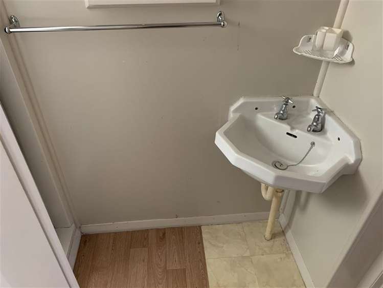 2/2 Wilson Street Havelock_4