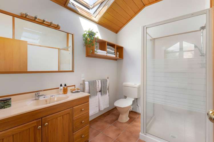 5 Crestview Place Browns Bay_17